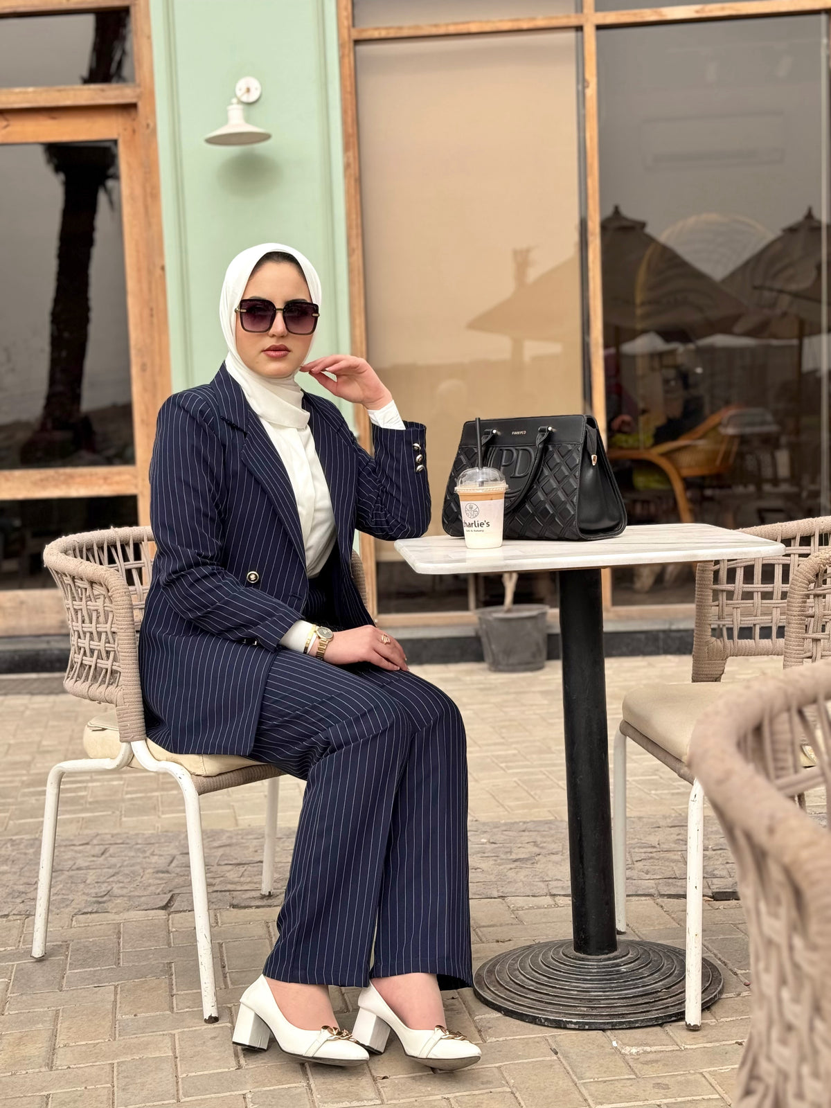 Striped Sleeved Suit โจ - Dimay